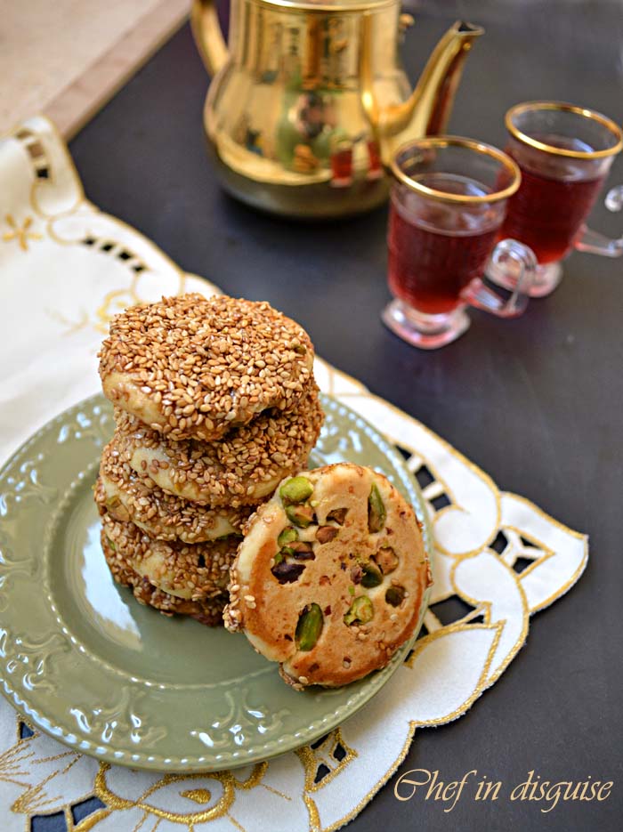 barazek cookies with sesame and honey