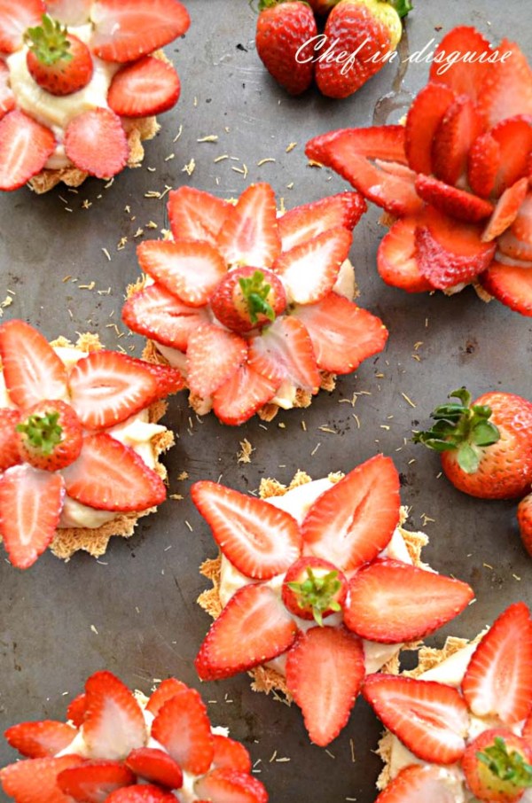 knafe strawberry tarts