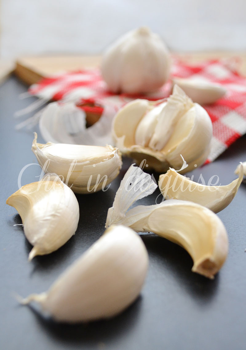 garlic raw 2