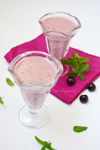 cherry oatmeal smoothie