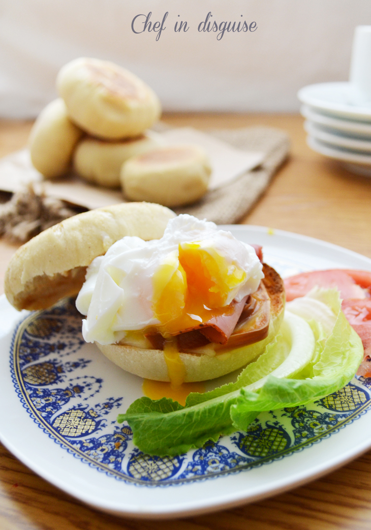 Poached egg with english muffins
