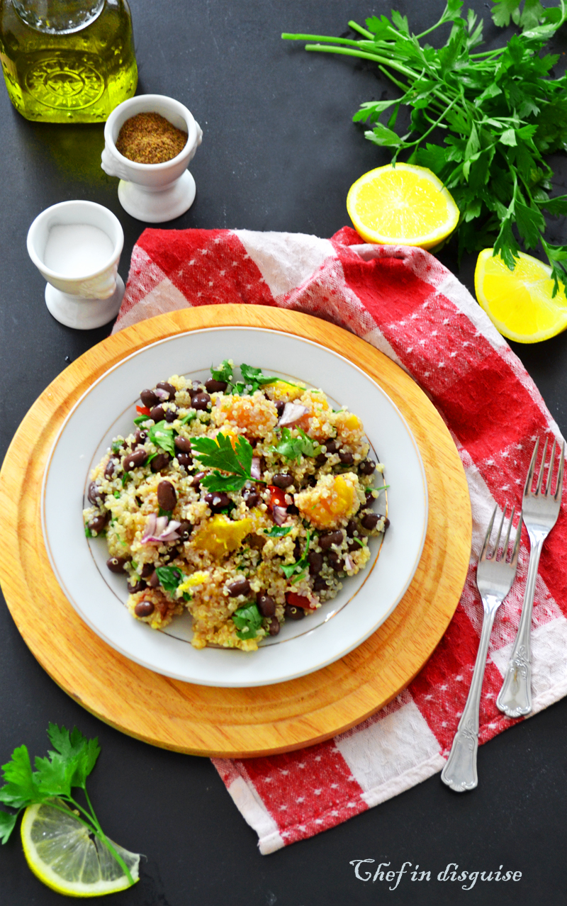 Quinoa salad with mango and black beans