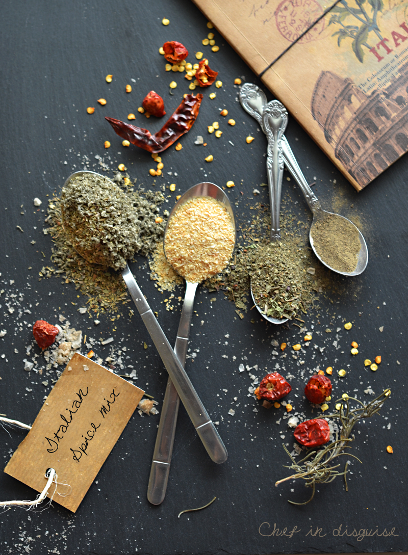 homemade Italian seasoning, why buy it when you can make it?!