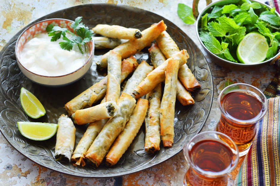 Spinach feta mini rolls – Chef in disguise