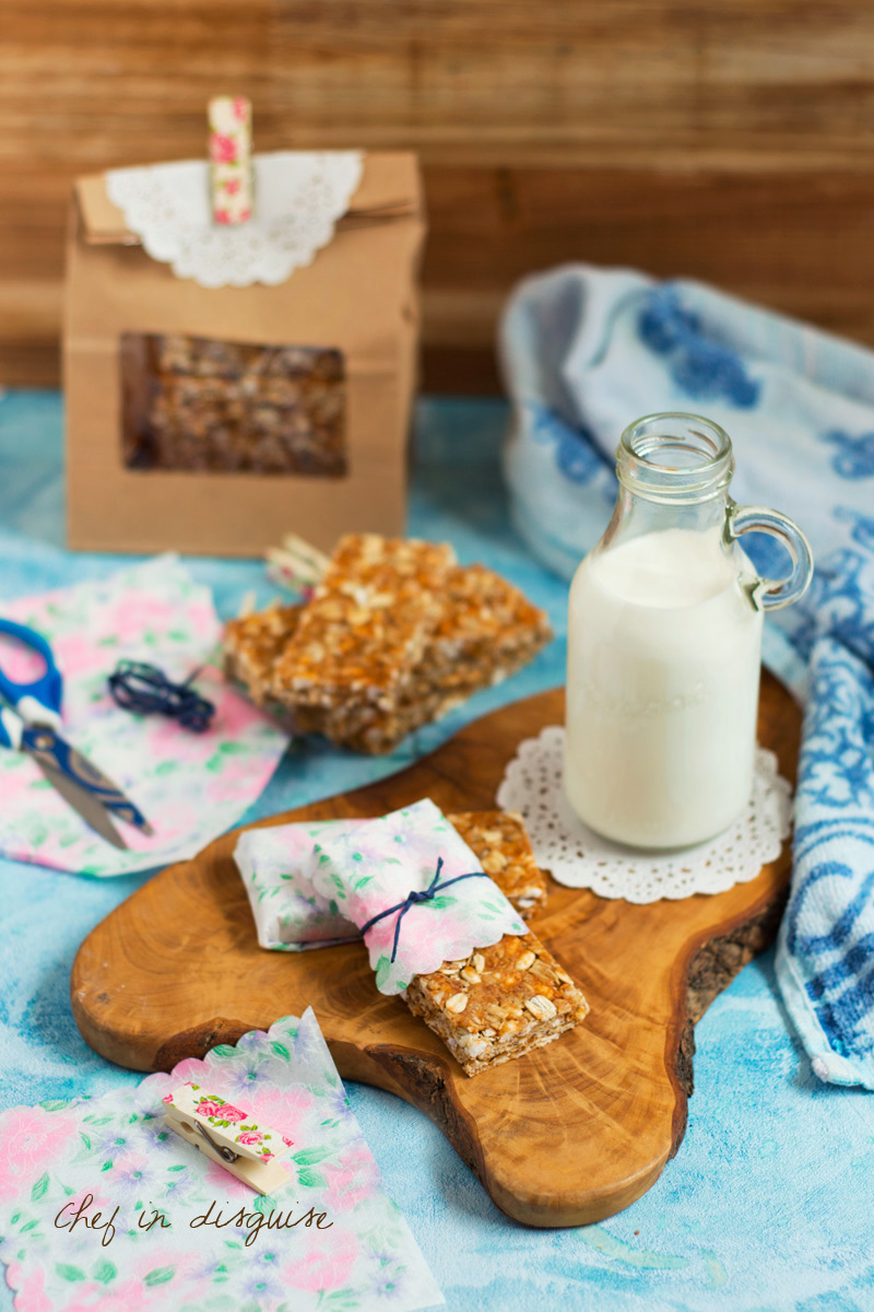 Honey and oat copycat nature valley bars