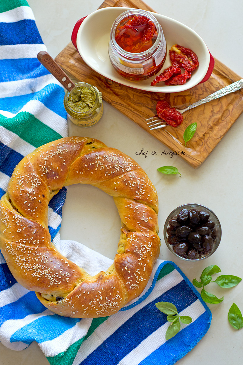 Daring kitchen May challenge- twist bread