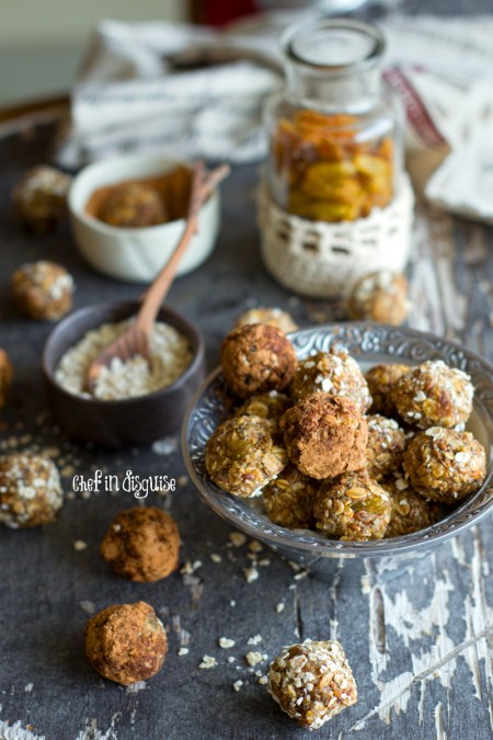 Oatmeal raisin no bake energy bites