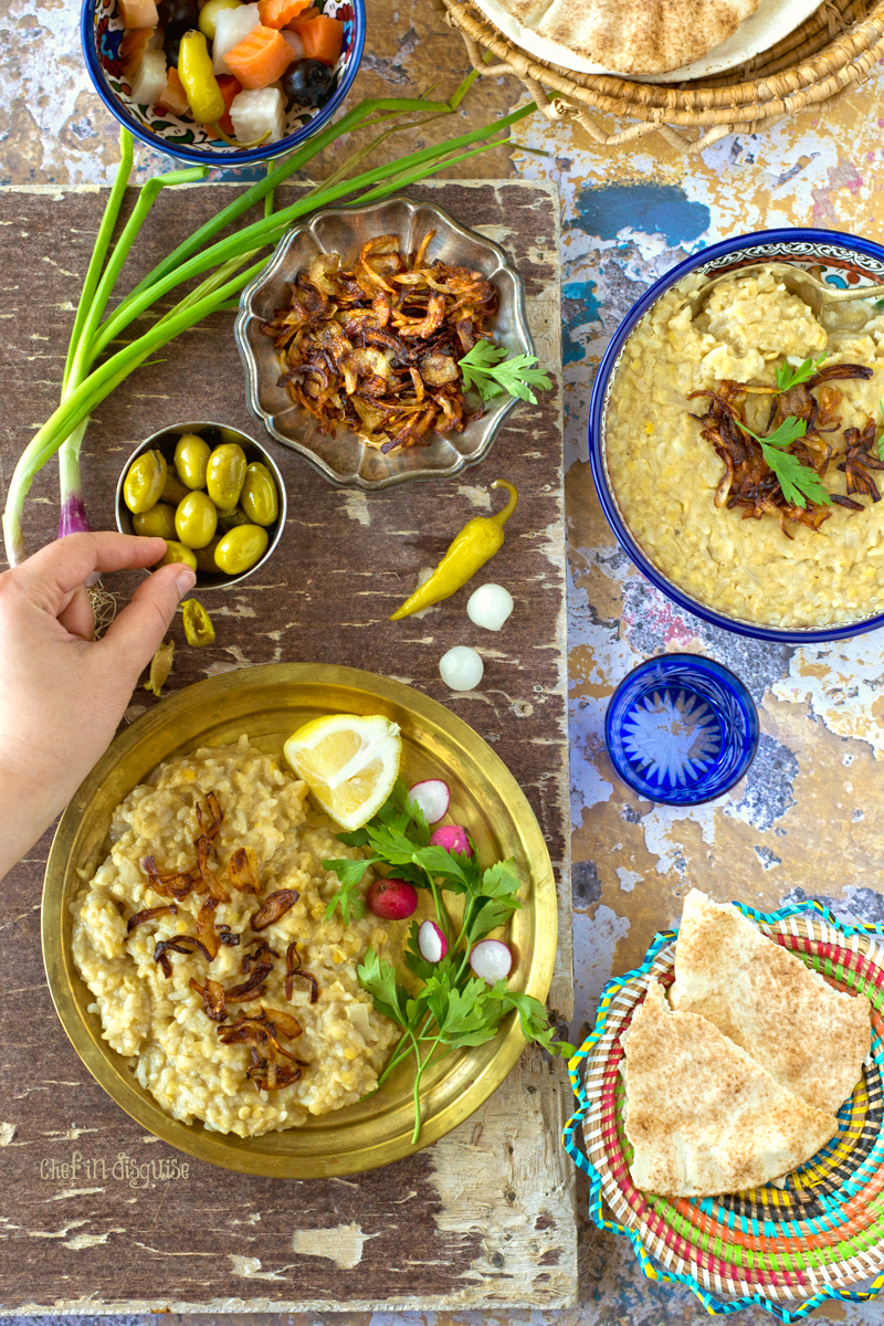 Palestinian lentil and rice mesalwaa
